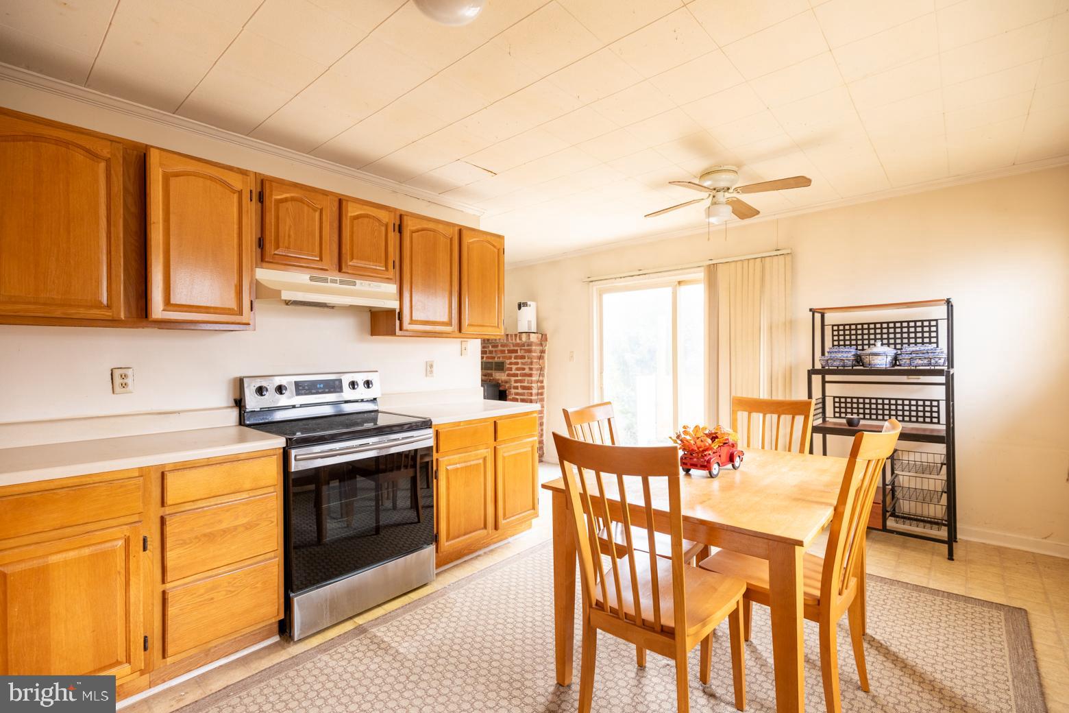 PERRYVILLE - Residential