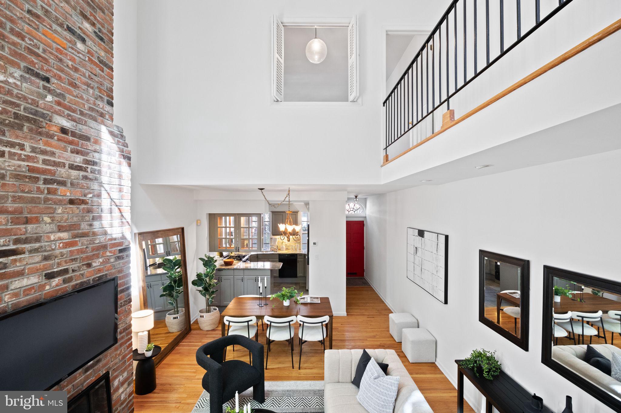 WASHINGTON SQ WEST - Residential