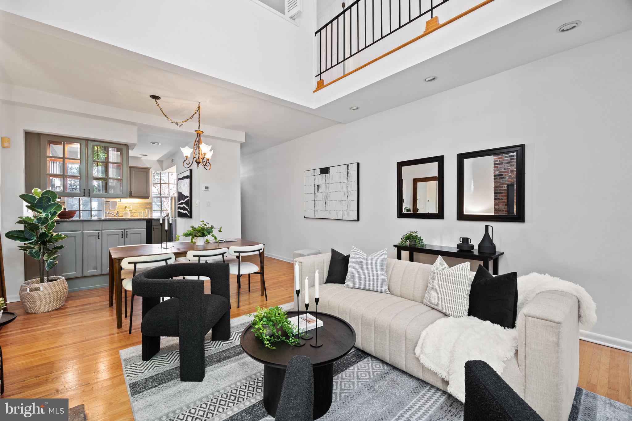 WASHINGTON SQ WEST - Residential