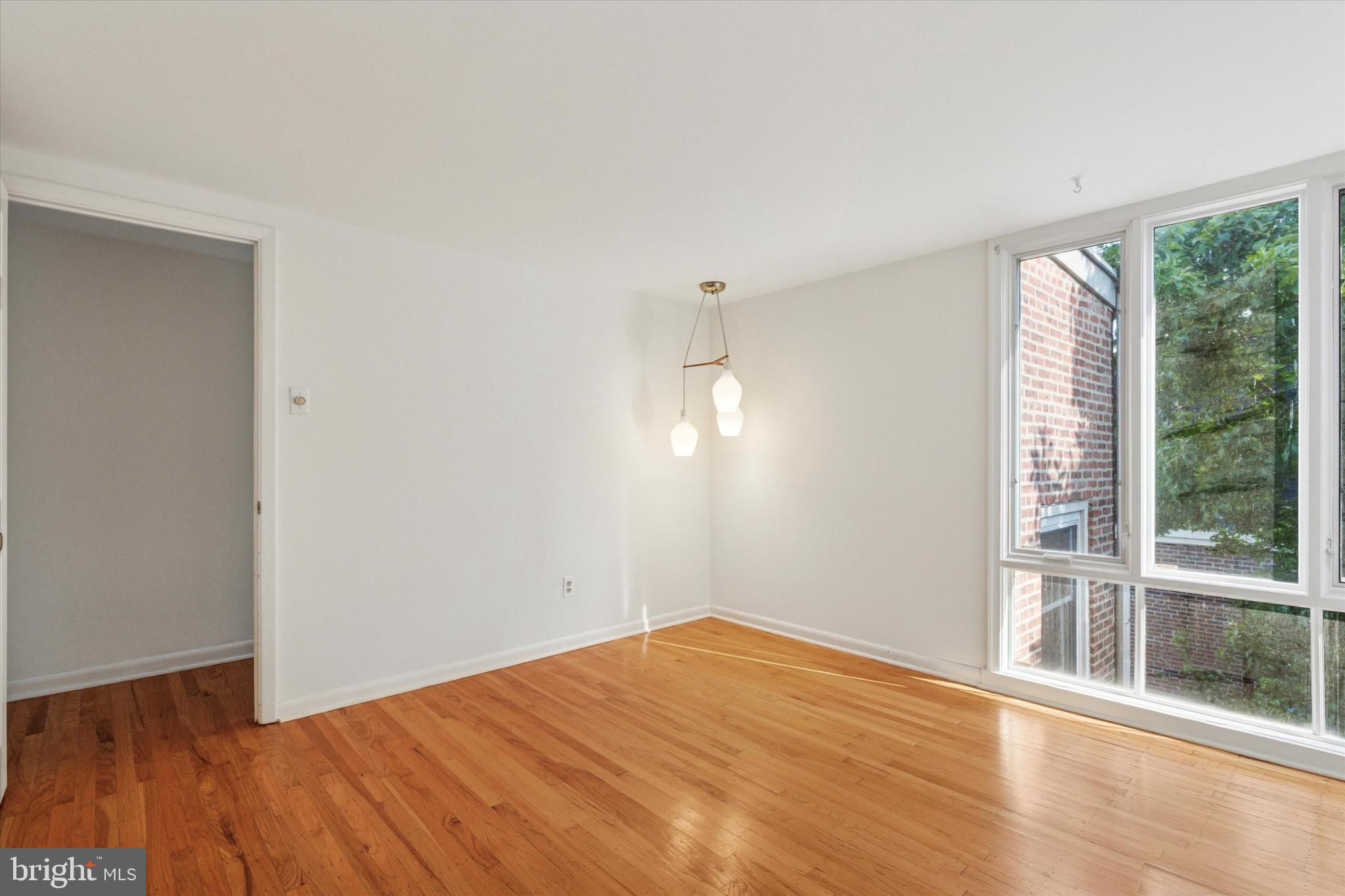 WASHINGTON SQ WEST - Residential