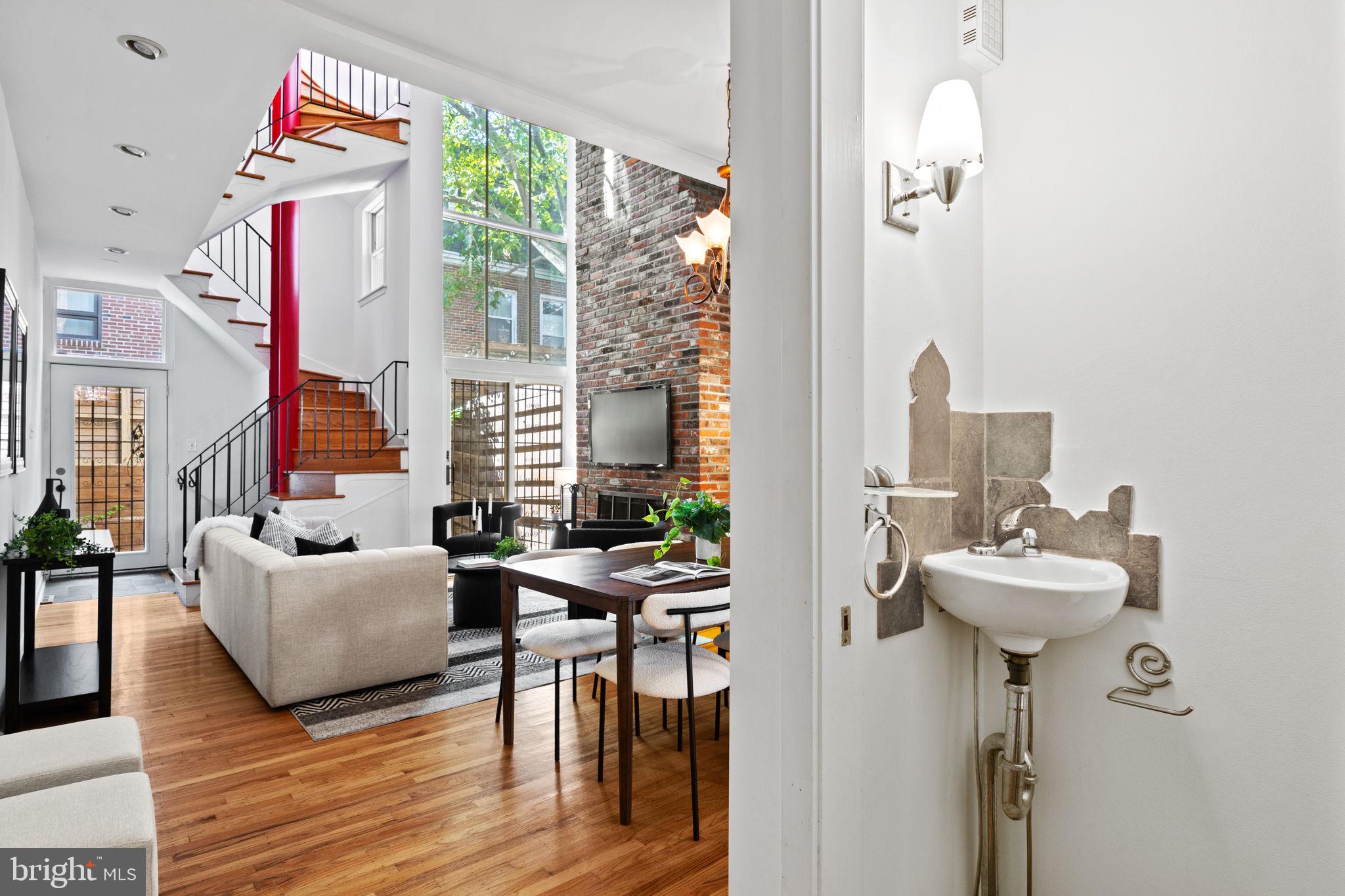 WASHINGTON SQ WEST - Residential