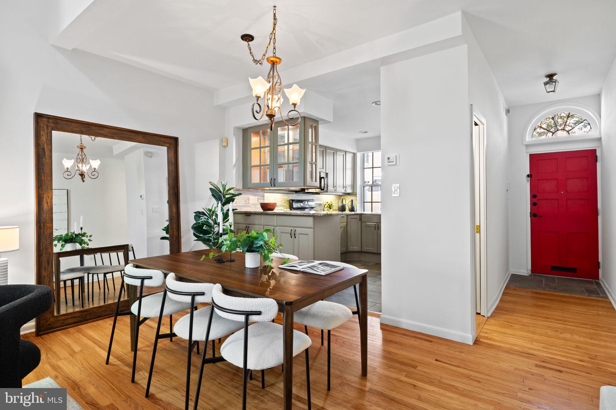 WASHINGTON SQ WEST - Residential