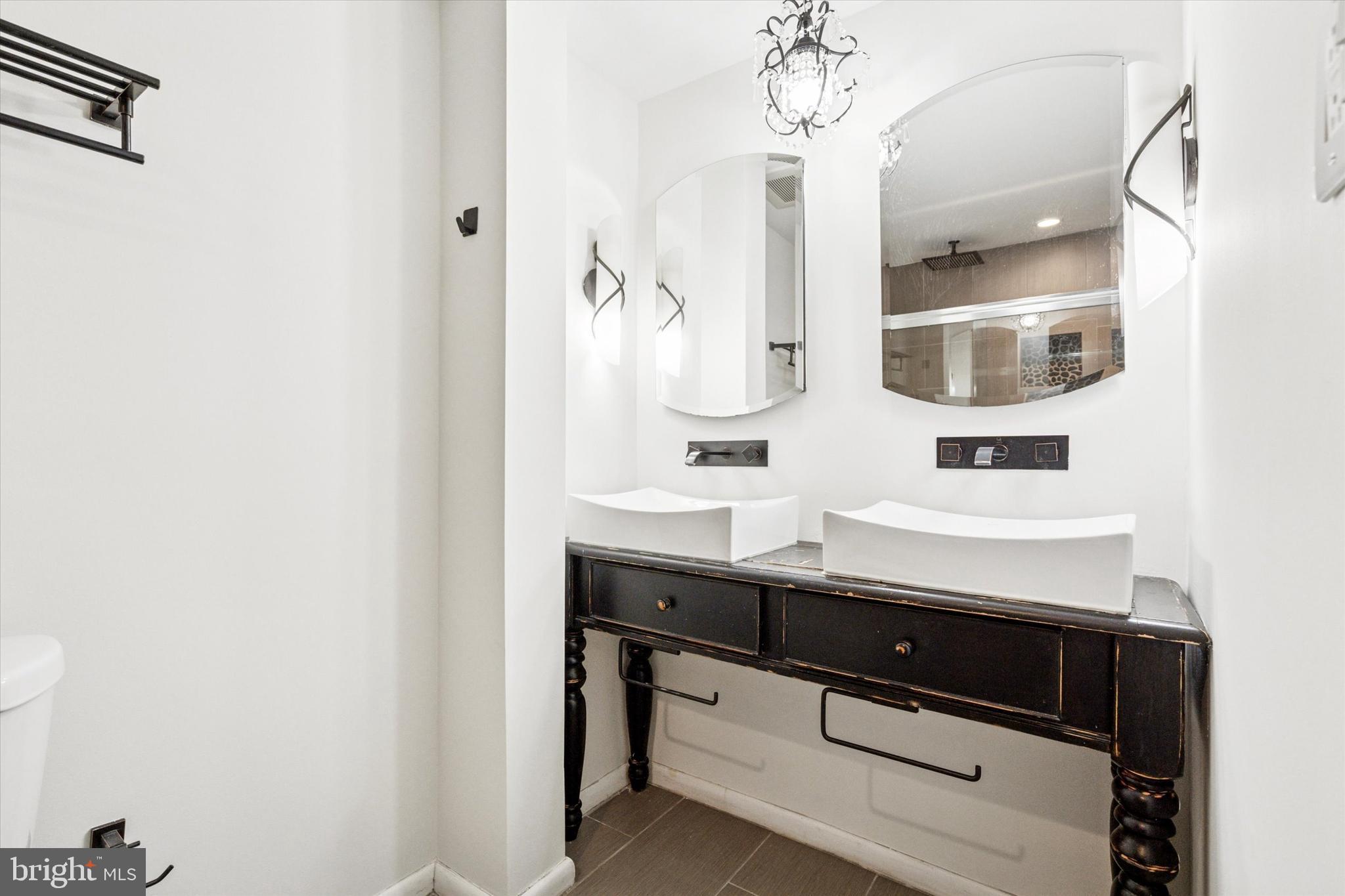 WASHINGTON SQ WEST - Residential