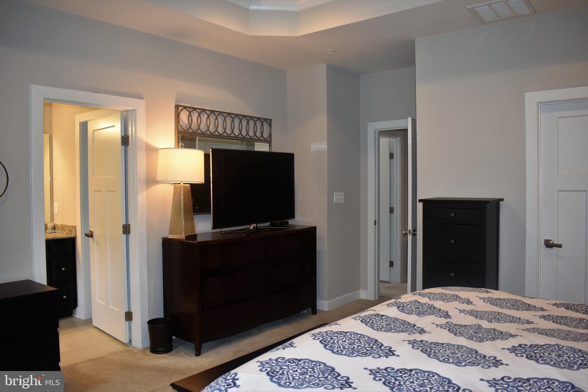 WHITEHALL SQUARE - Residential Lease