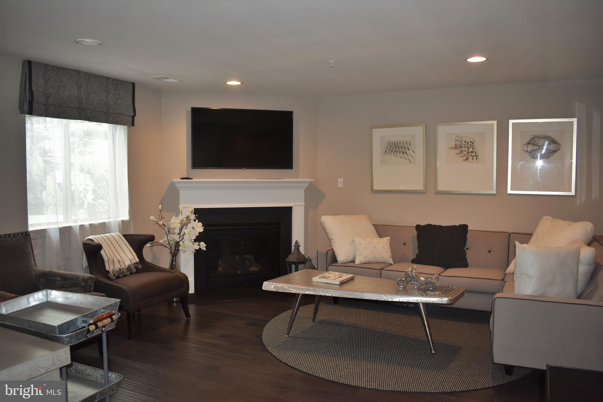 WHITEHALL SQUARE - Residential Lease