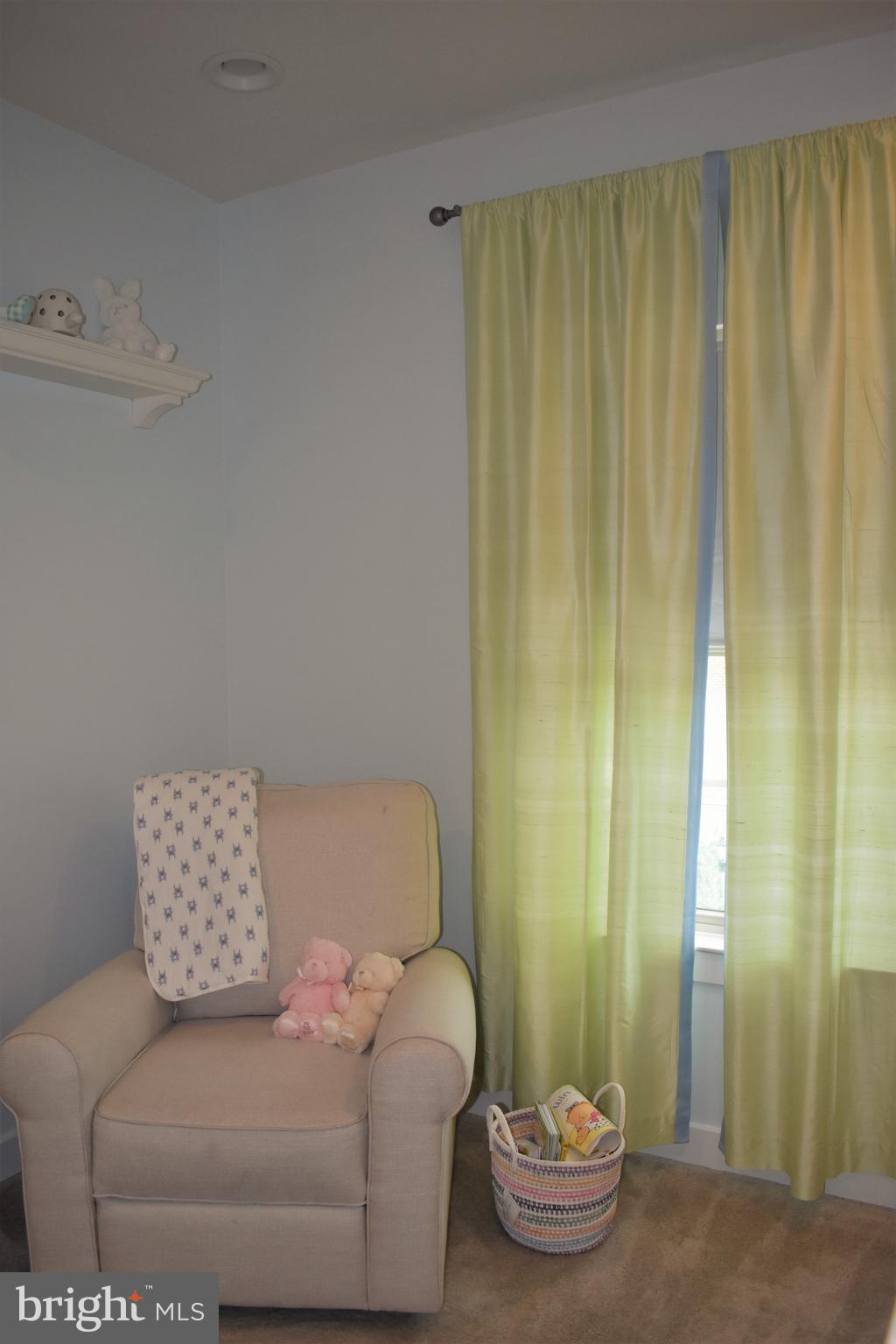 WHITEHALL SQUARE - Residential Lease