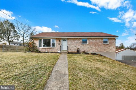5631 AKRON DRIVE HARRISBURG PA 17109