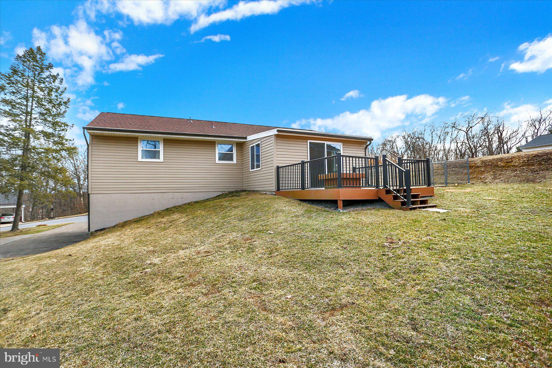 COLONIAL PARK - Residential