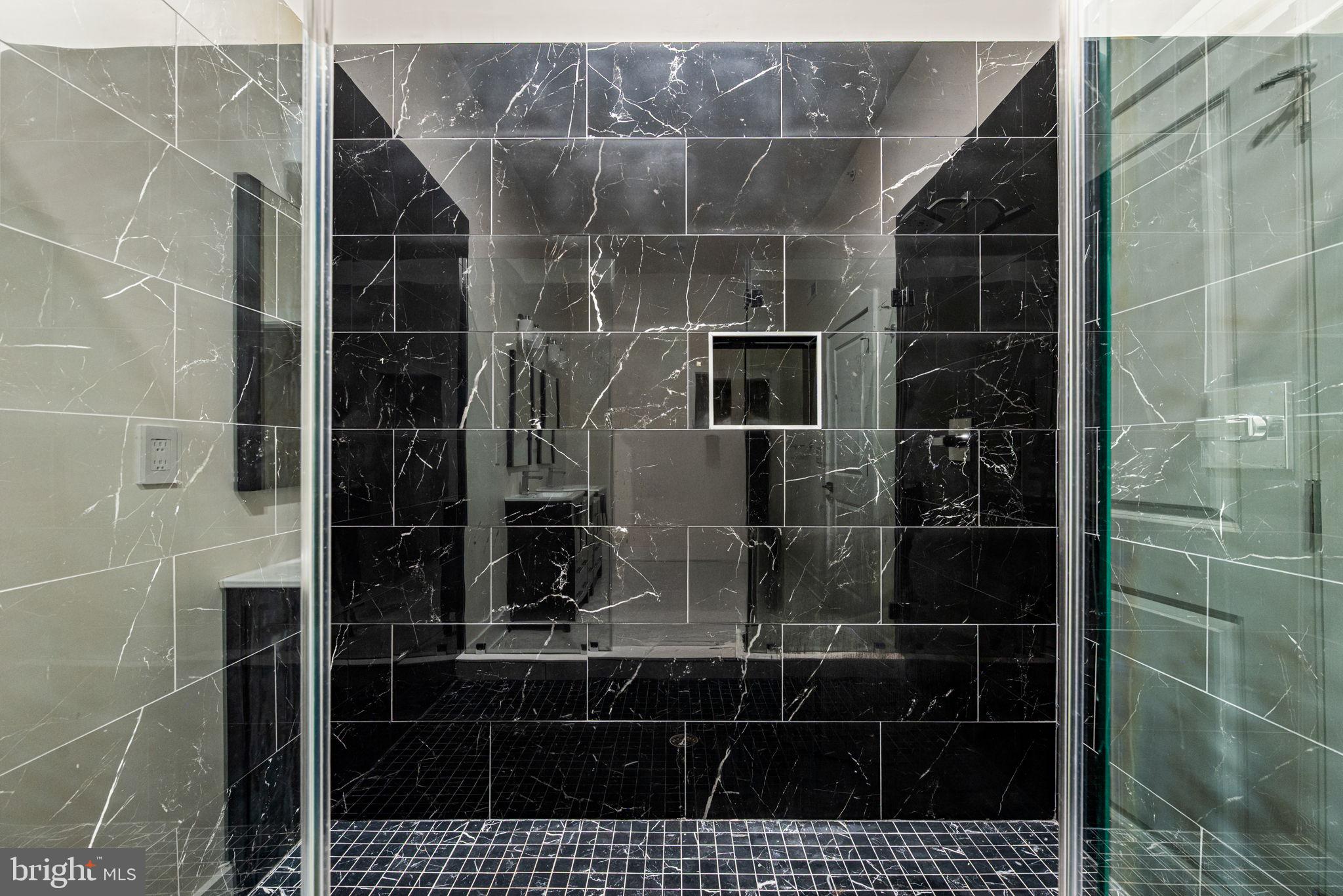 NORTHERN LIBERTIES - Residential Lease