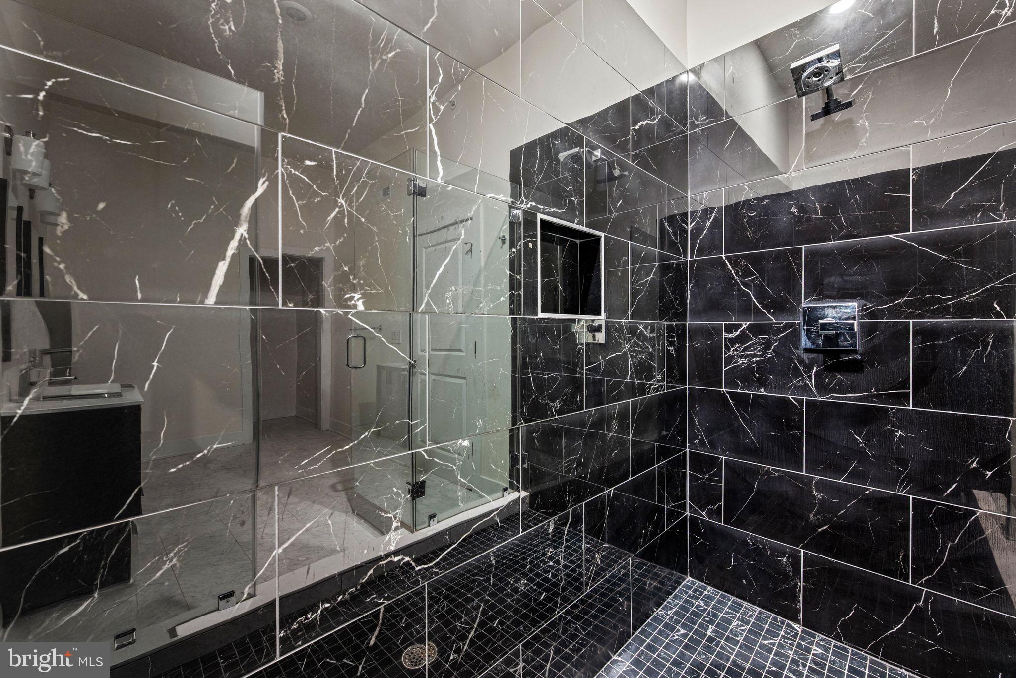 NORTHERN LIBERTIES - Residential Lease