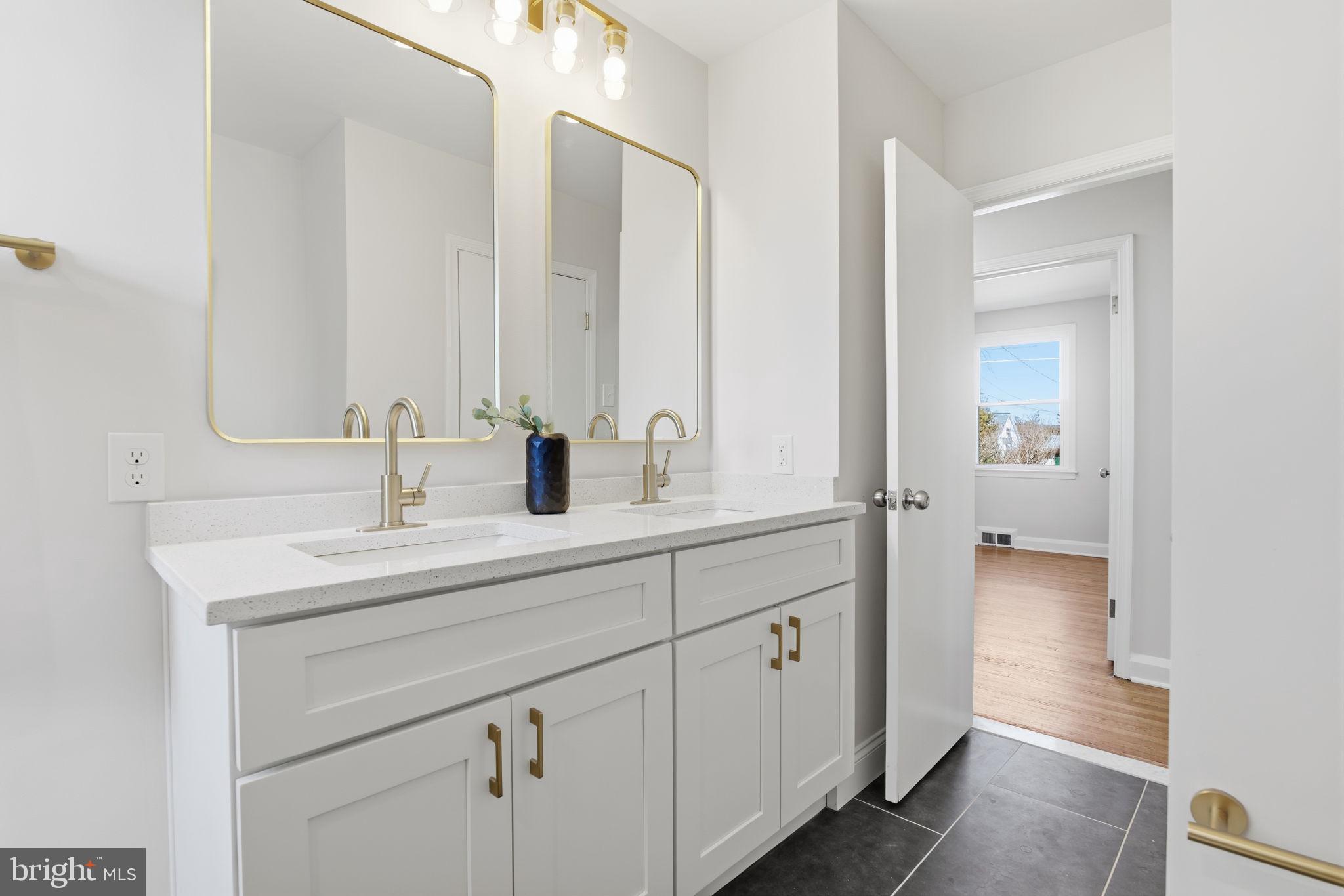 NOTTINGHAM - Residential