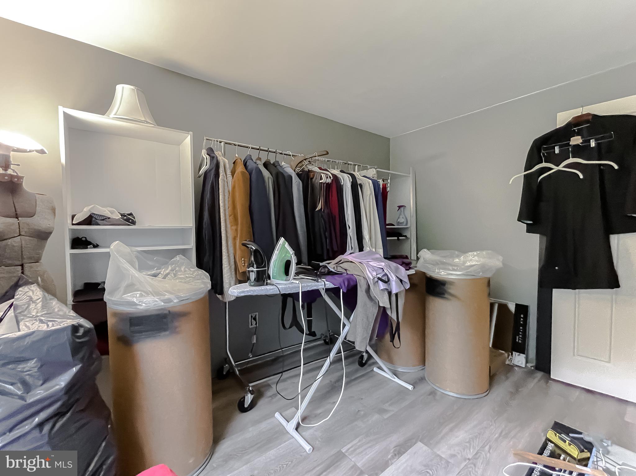 POINT BLACKISTONE - Residential