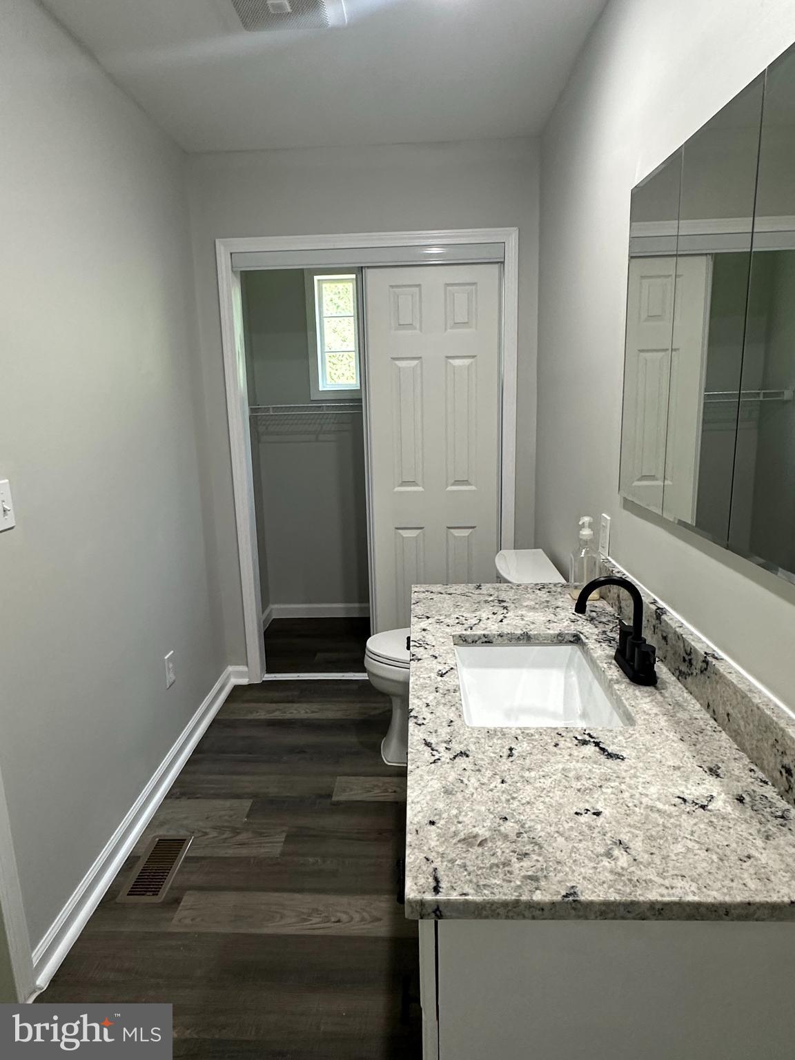 LAUREL RIDGE - Residential Lease