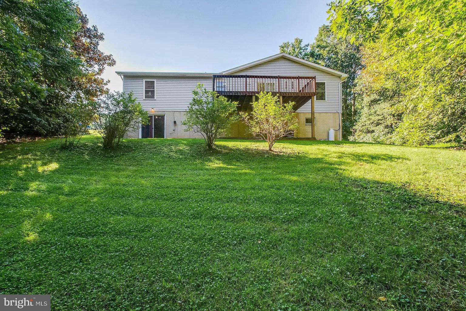 LAUREL RIDGE - Residential Lease