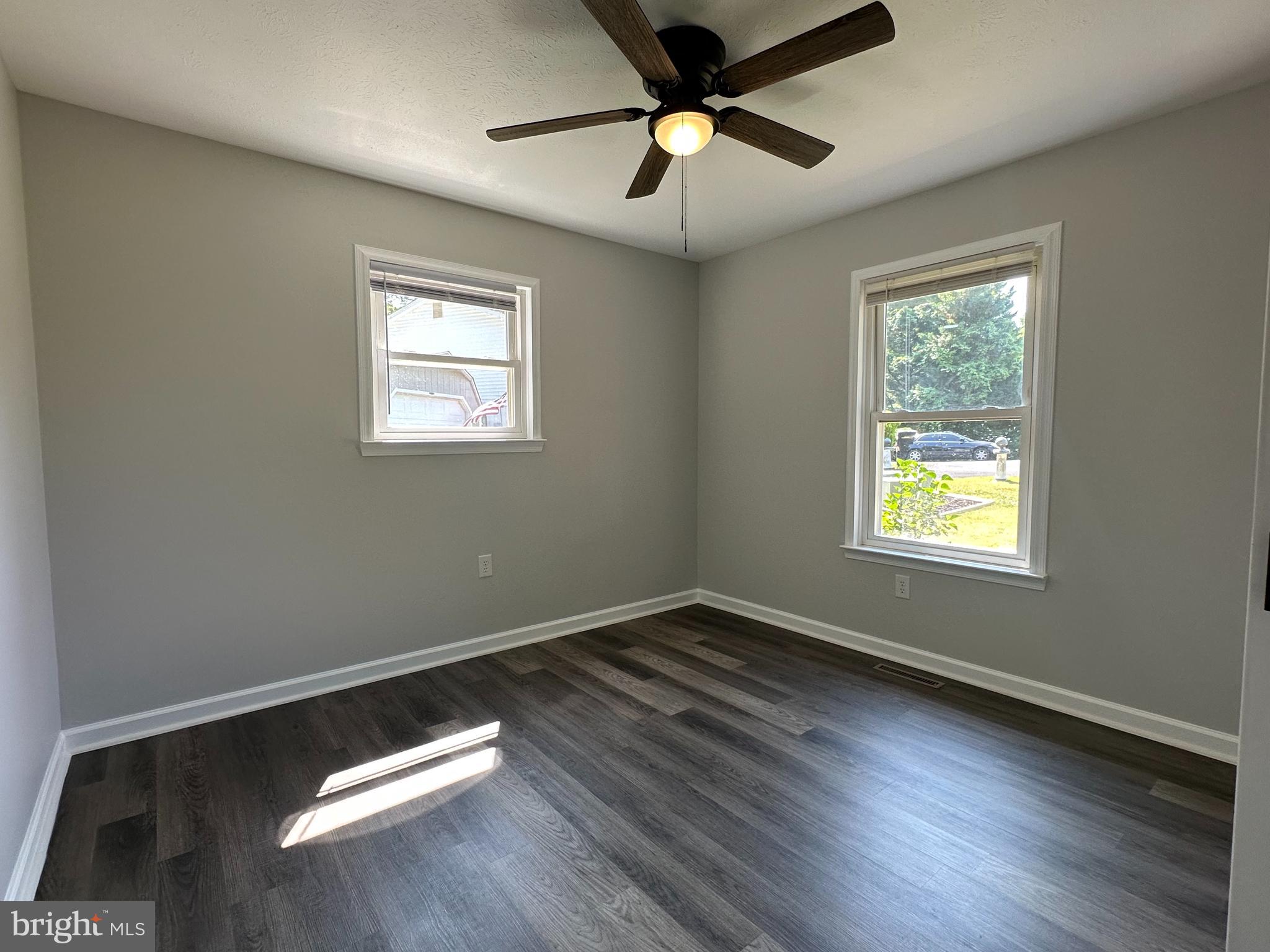 LAUREL RIDGE - Residential Lease