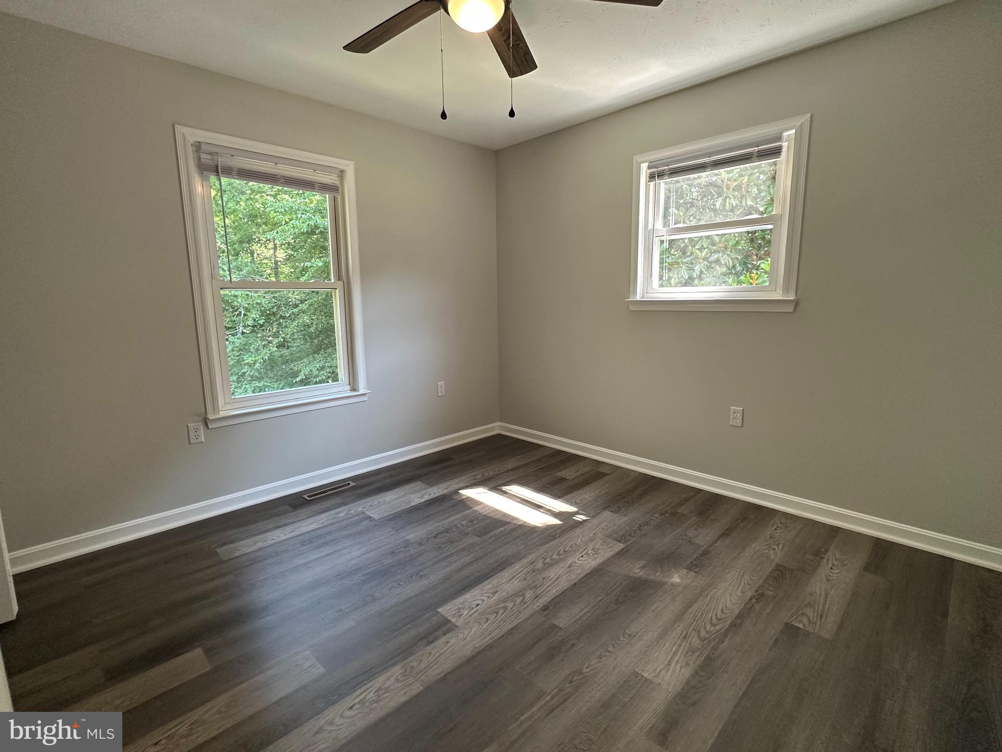 LAUREL RIDGE - Residential Lease