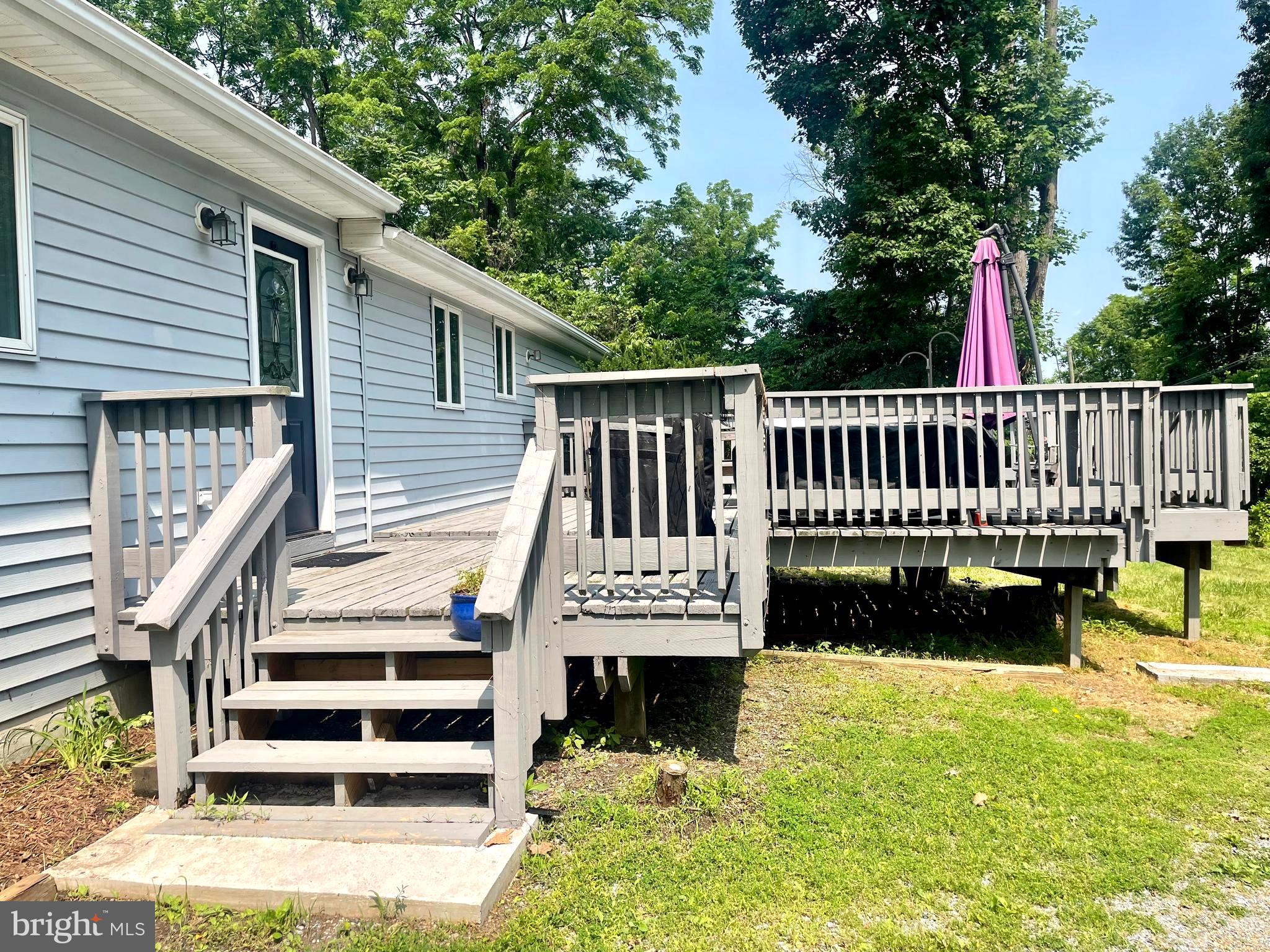 33 RIVER VIEW DRIVE