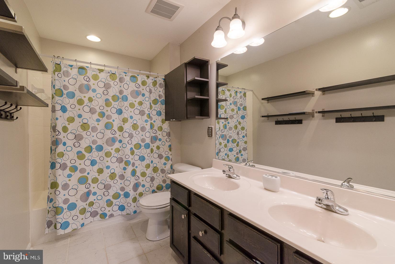 LEELAND STATION - Residential