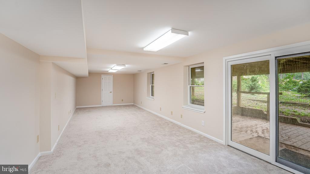 VISTA WOODS - Residential