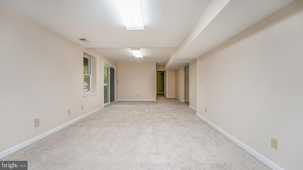 VISTA WOODS - Residential