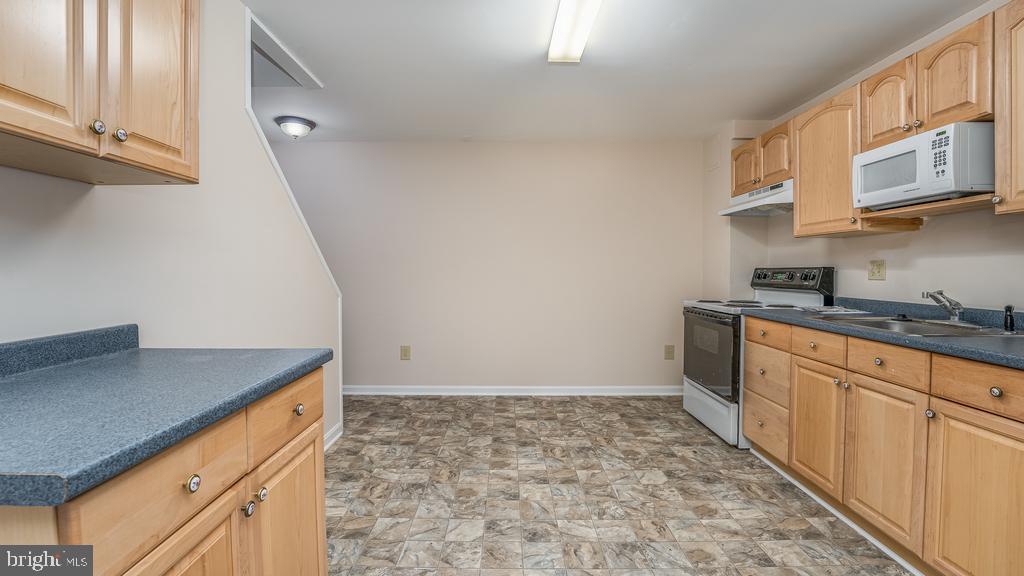 VISTA WOODS - Residential