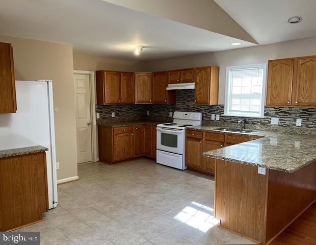 30768 OAK CREST DRIVE