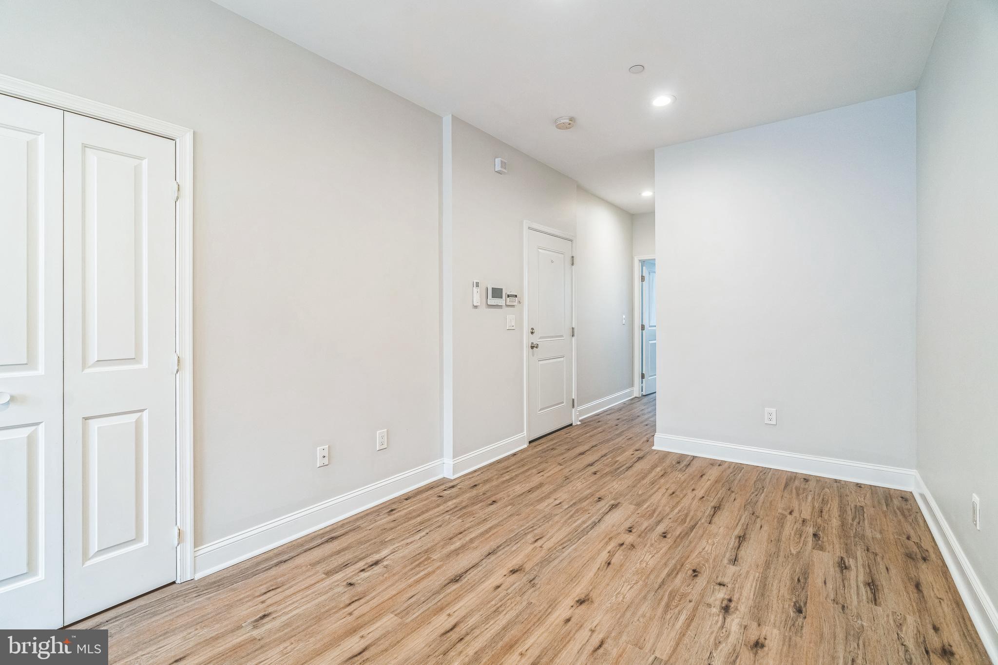 LOWER MOYAMENSING - Residential Lease