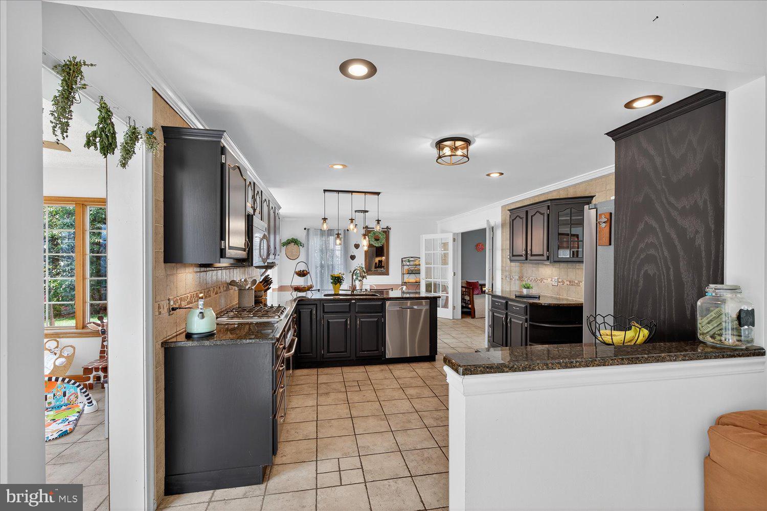 QUAIL HOLLOW - Residential