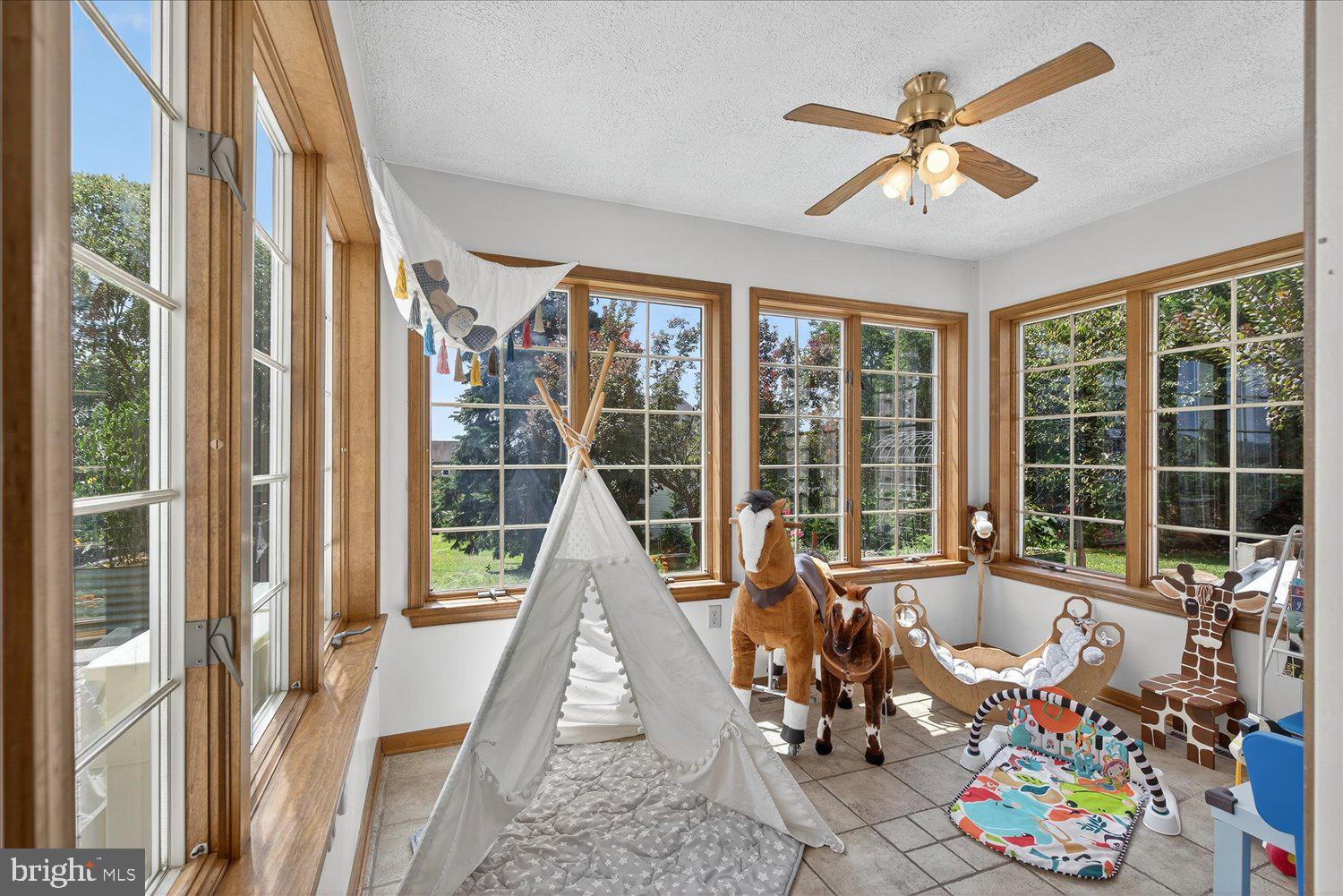 QUAIL HOLLOW - Residential