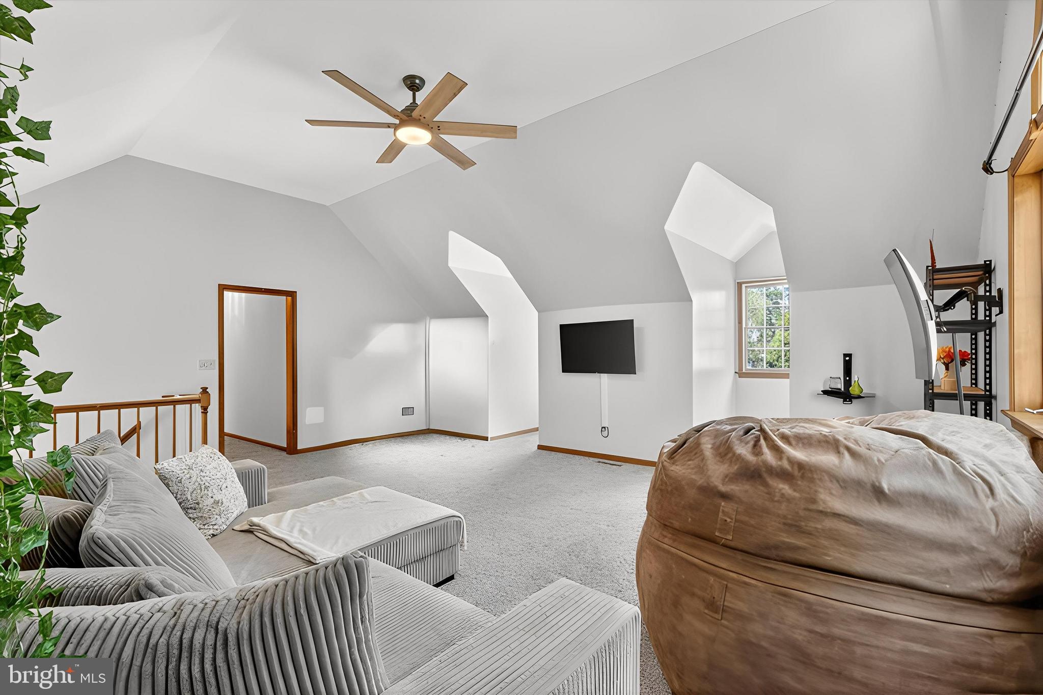 QUAIL HOLLOW - Residential