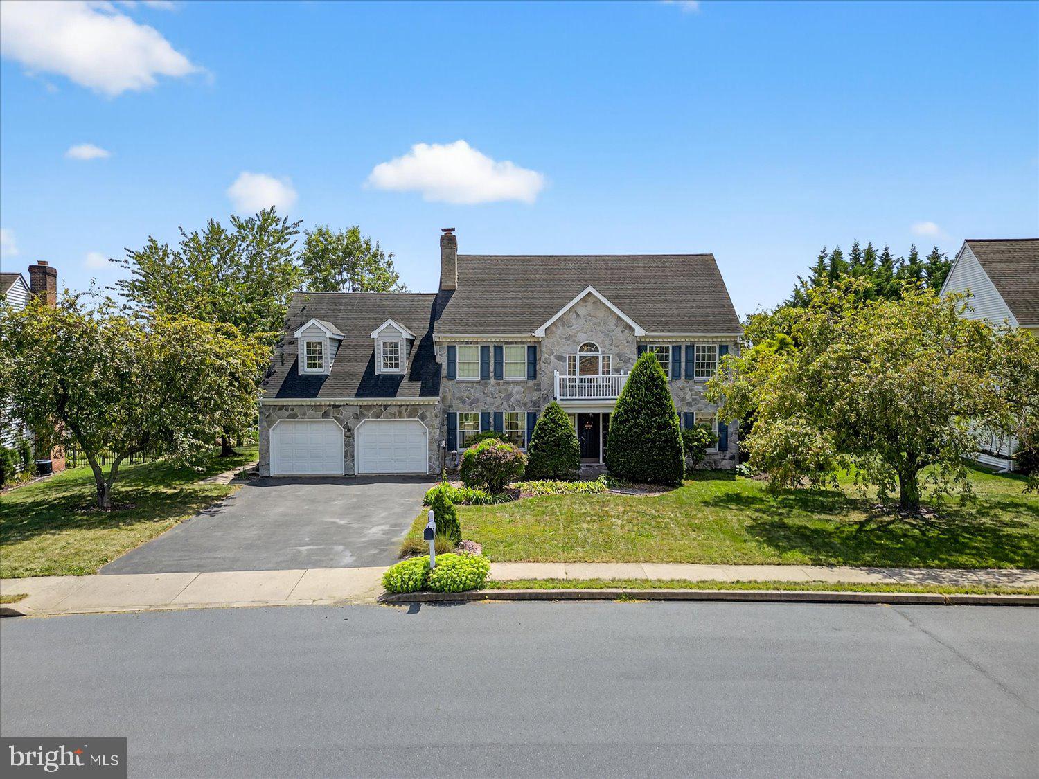 QUAIL HOLLOW - Residential