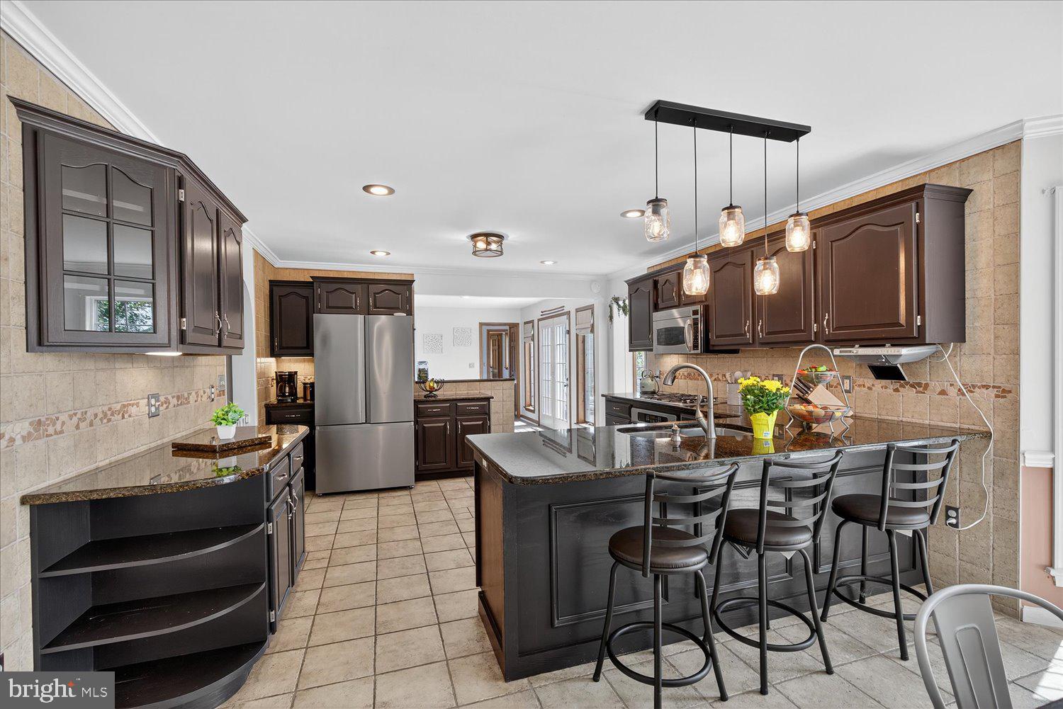 QUAIL HOLLOW - Residential