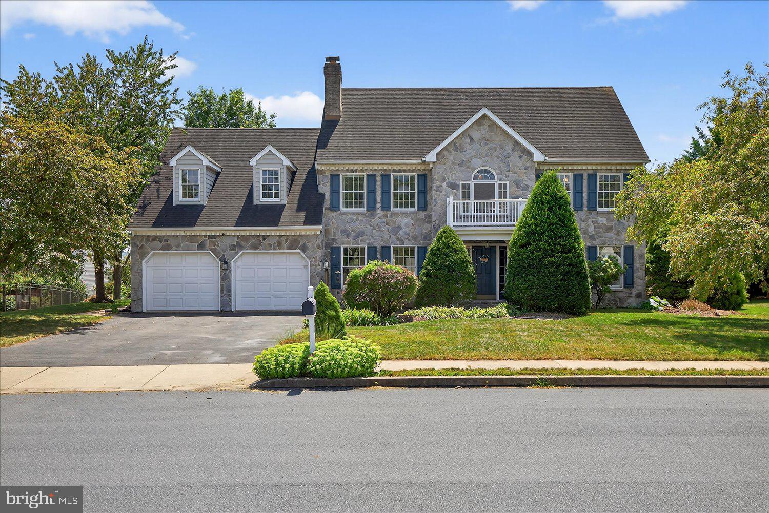 QUAIL HOLLOW - Residential