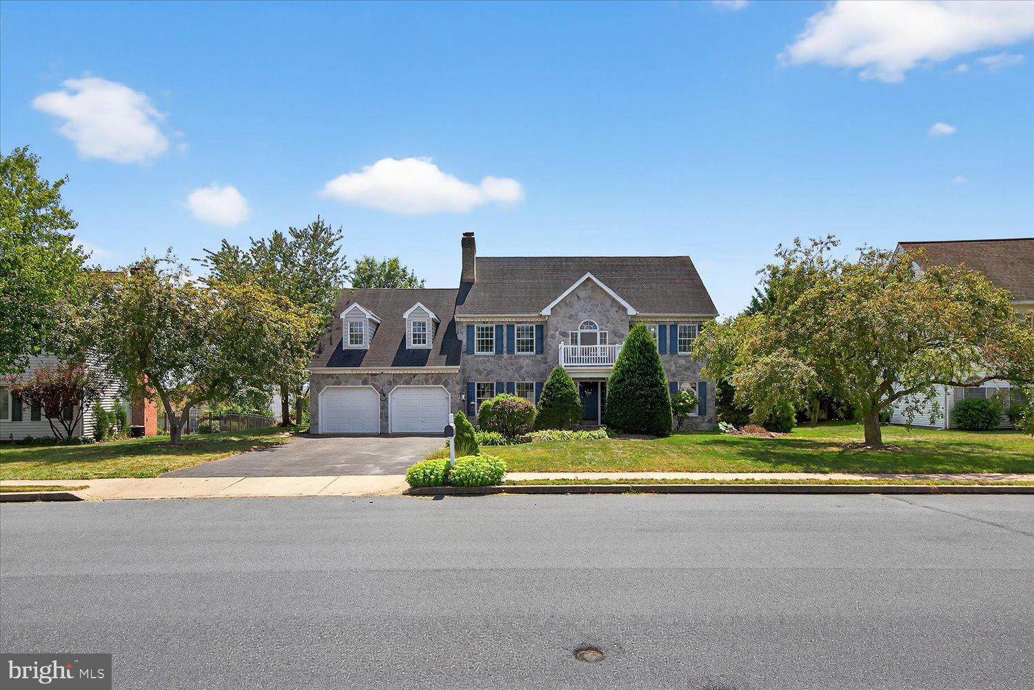 QUAIL HOLLOW - Residential