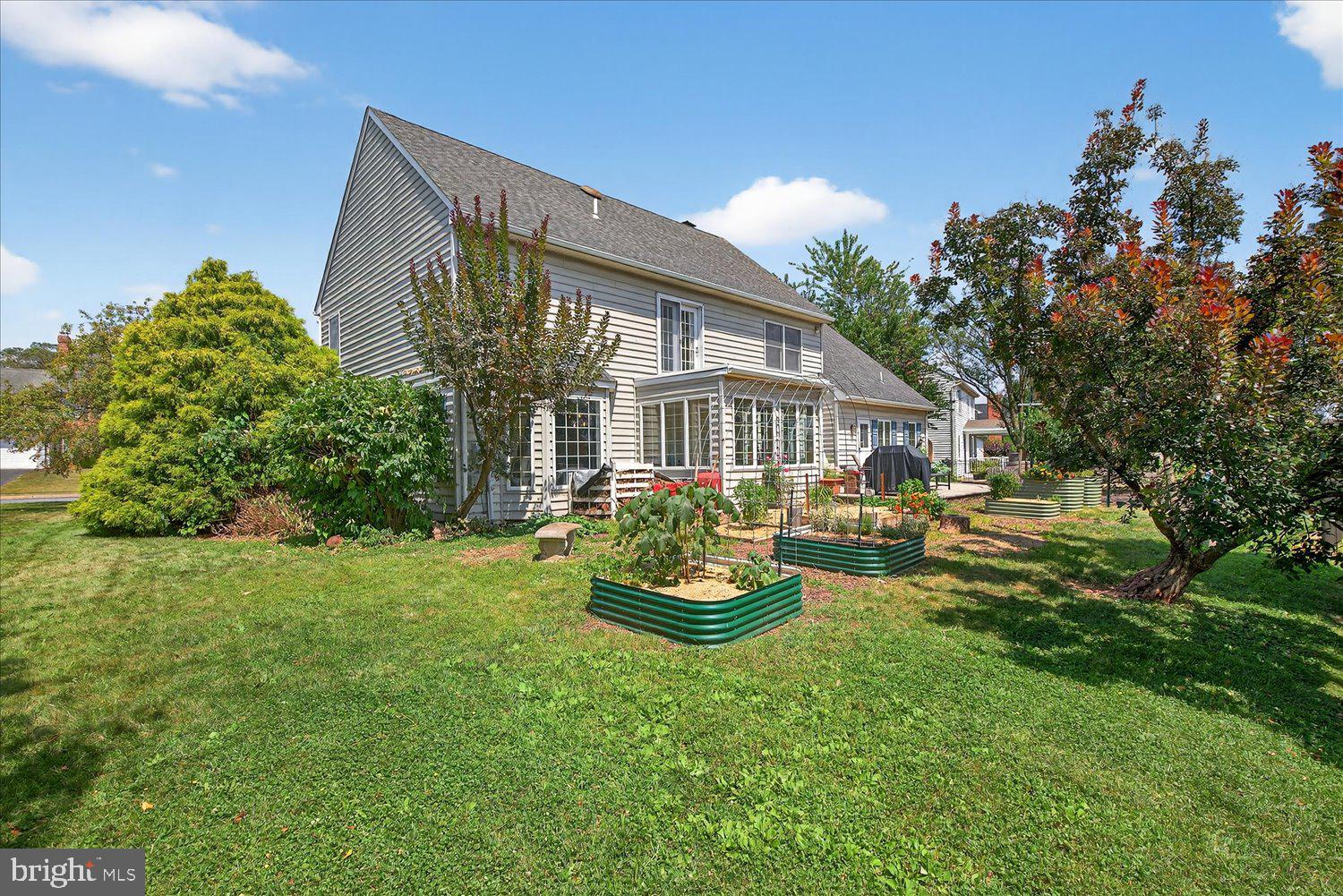 QUAIL HOLLOW - Residential