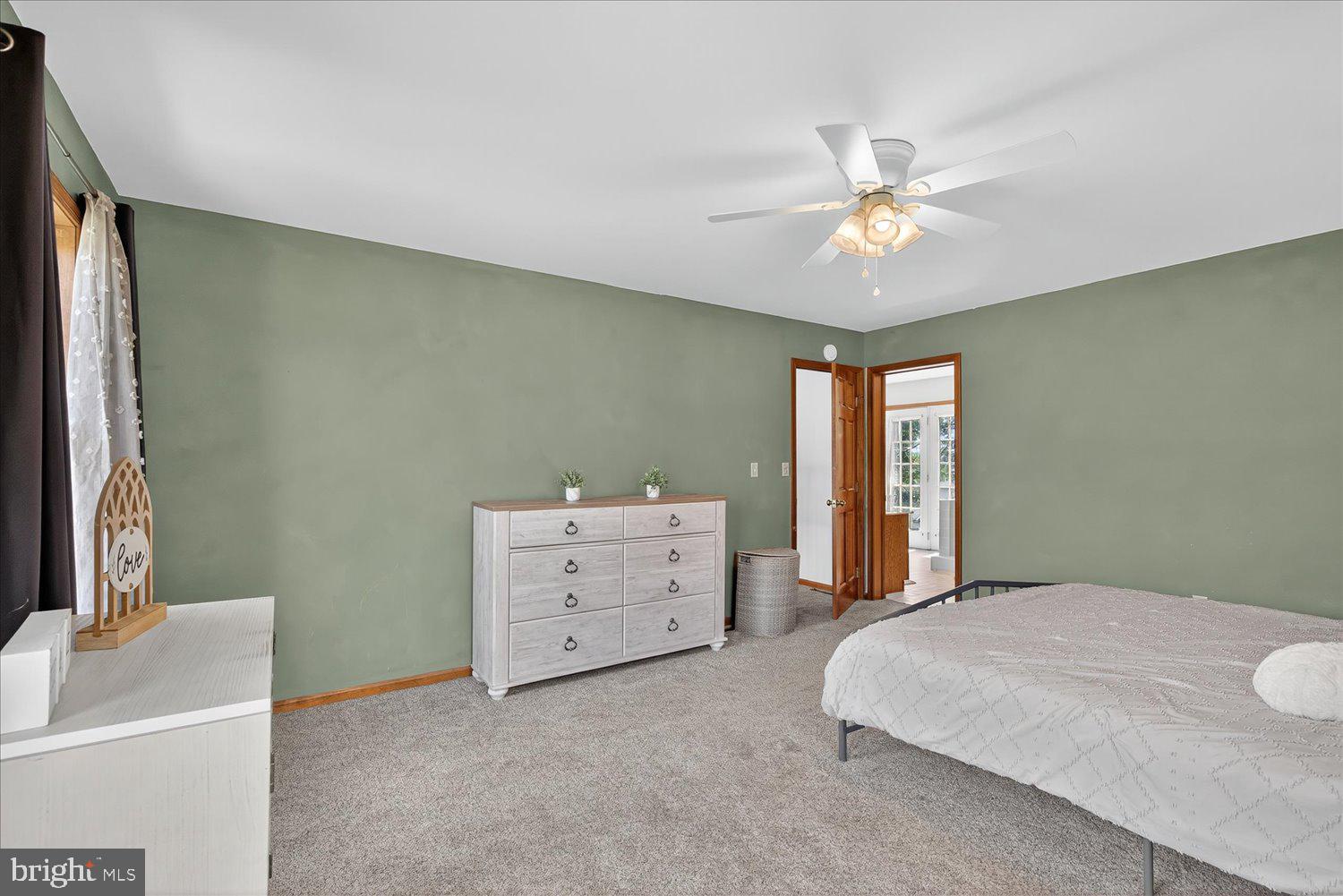 QUAIL HOLLOW - Residential