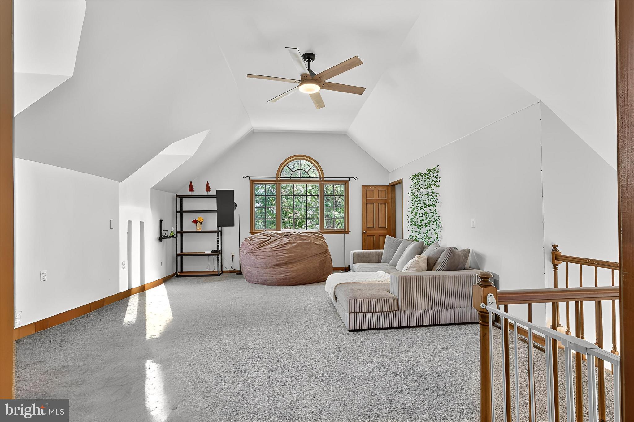 QUAIL HOLLOW - Residential