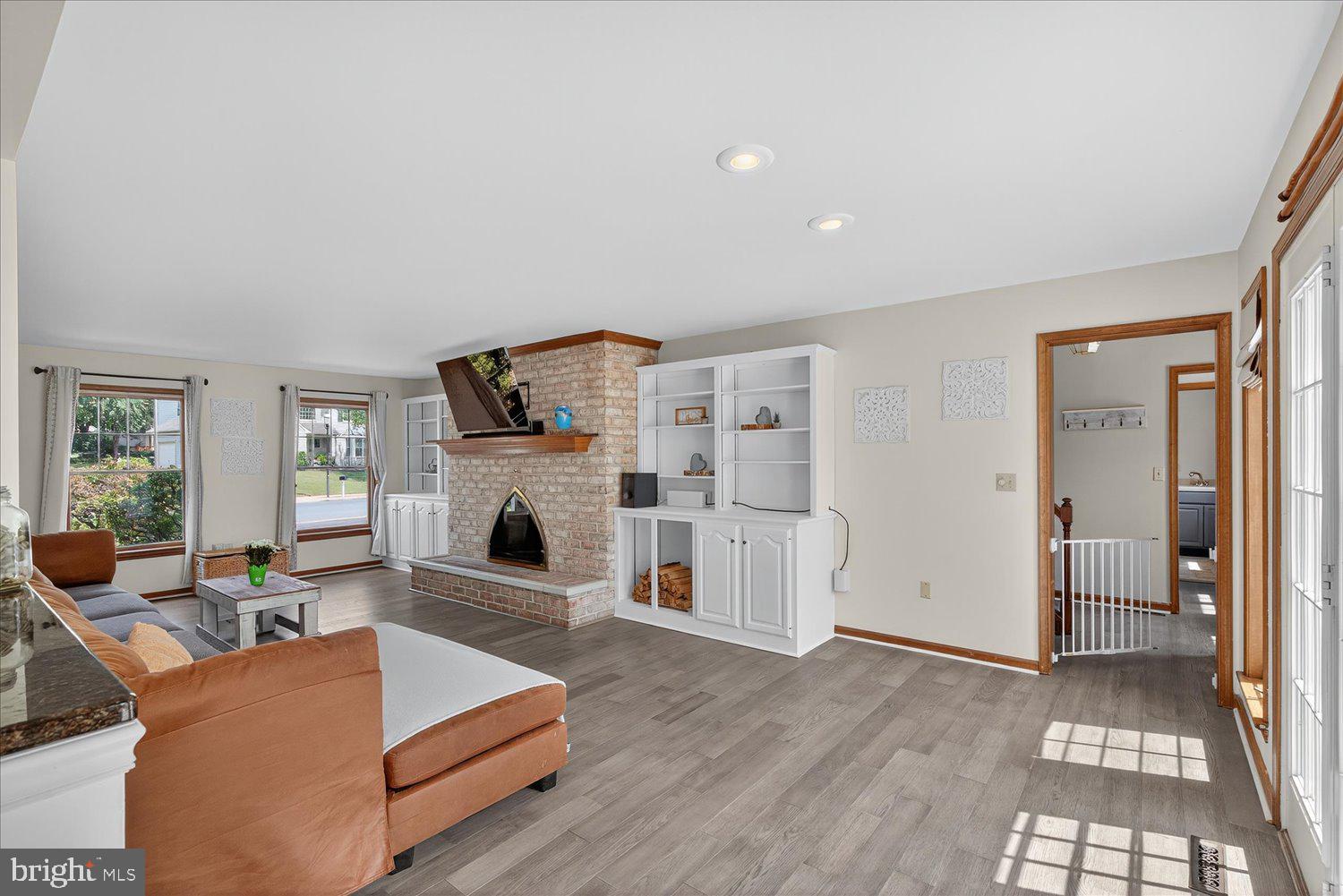 QUAIL HOLLOW - Residential