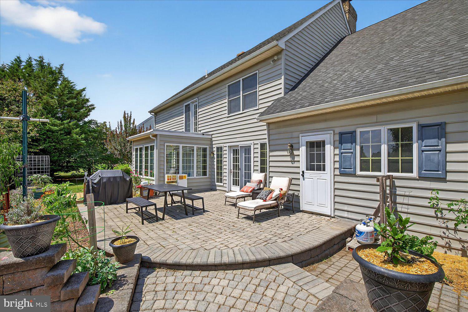 17 SANDERLING DRIVE