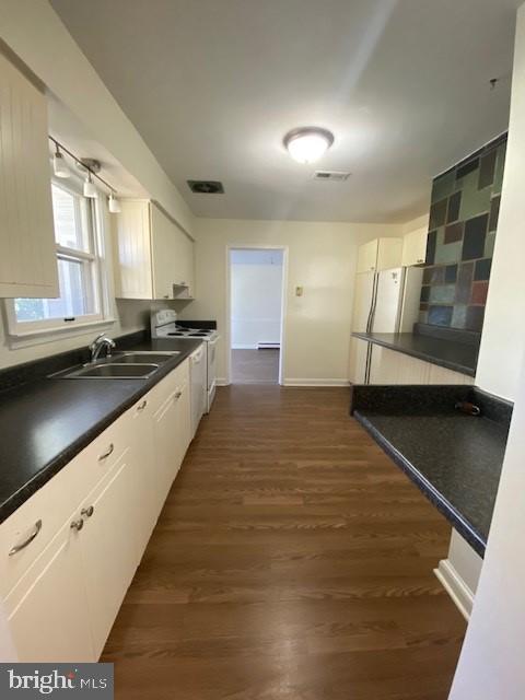 TIMOTHY PARK - Residential Lease