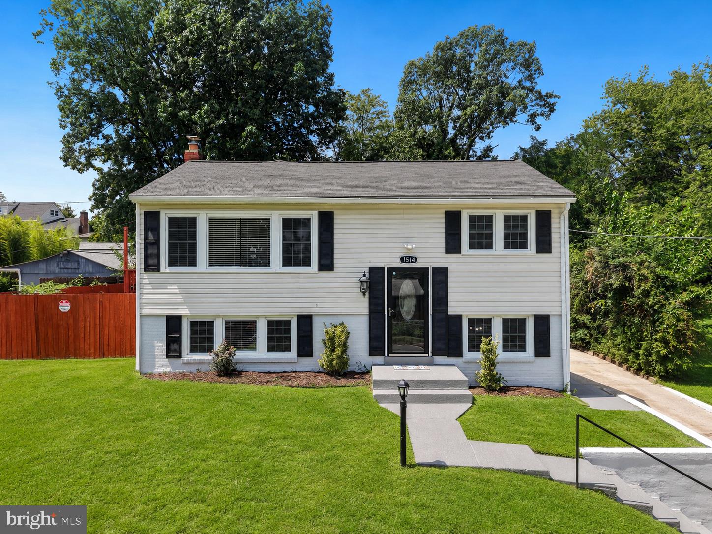 1514 AIDEN DRIVE