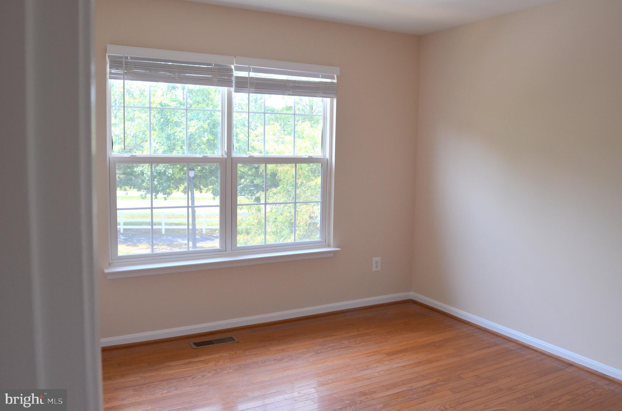 POTOMAC STATION - Residential Lease