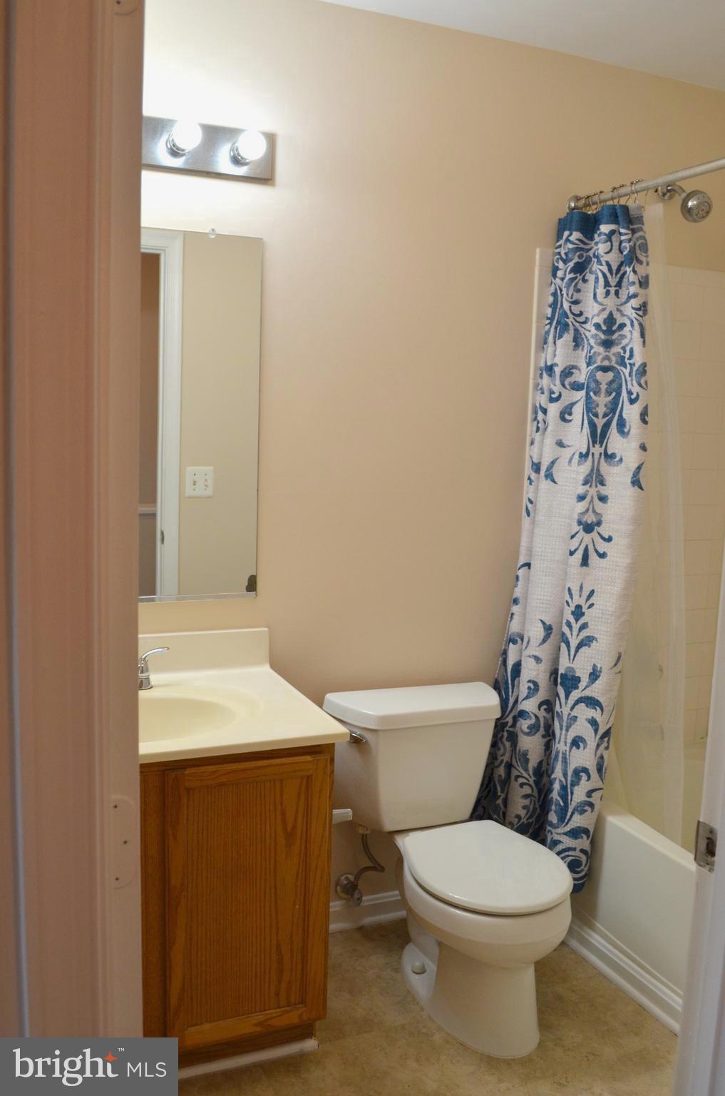 POTOMAC STATION - Residential Lease