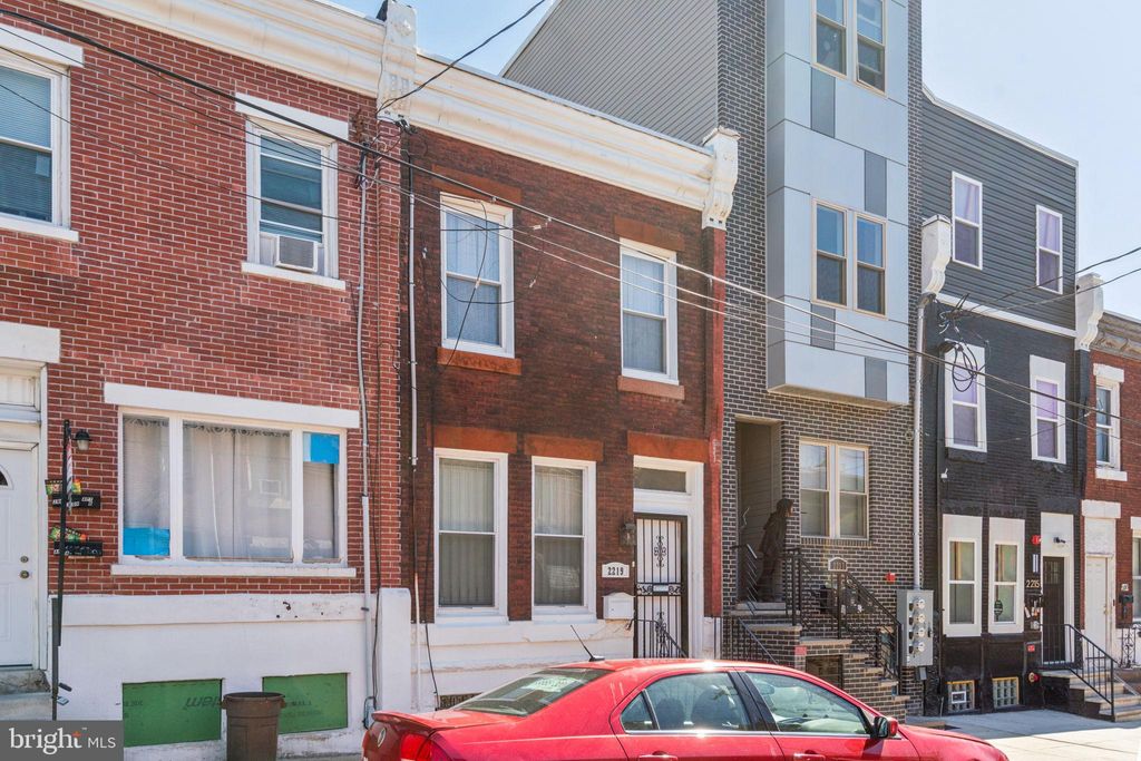 Photo of 2219 N 10th Street, PHILADELPHIA, PA 19133 (MLS # PAPH2569200)