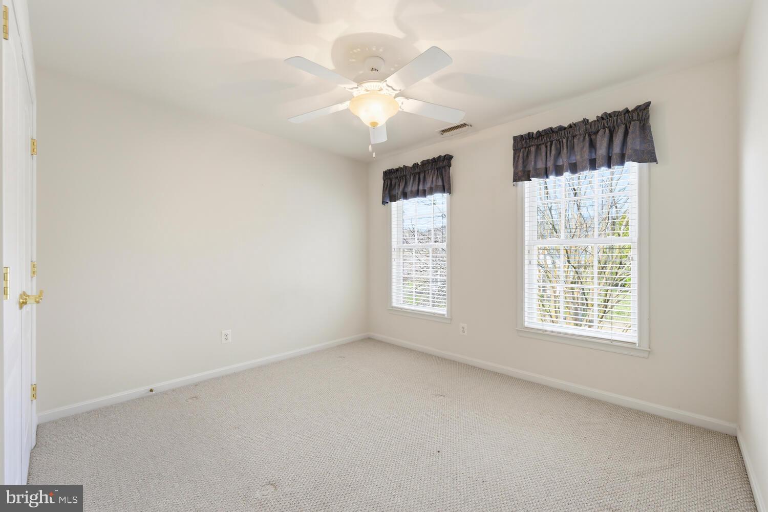 EASTON CLUB EAST - Residential