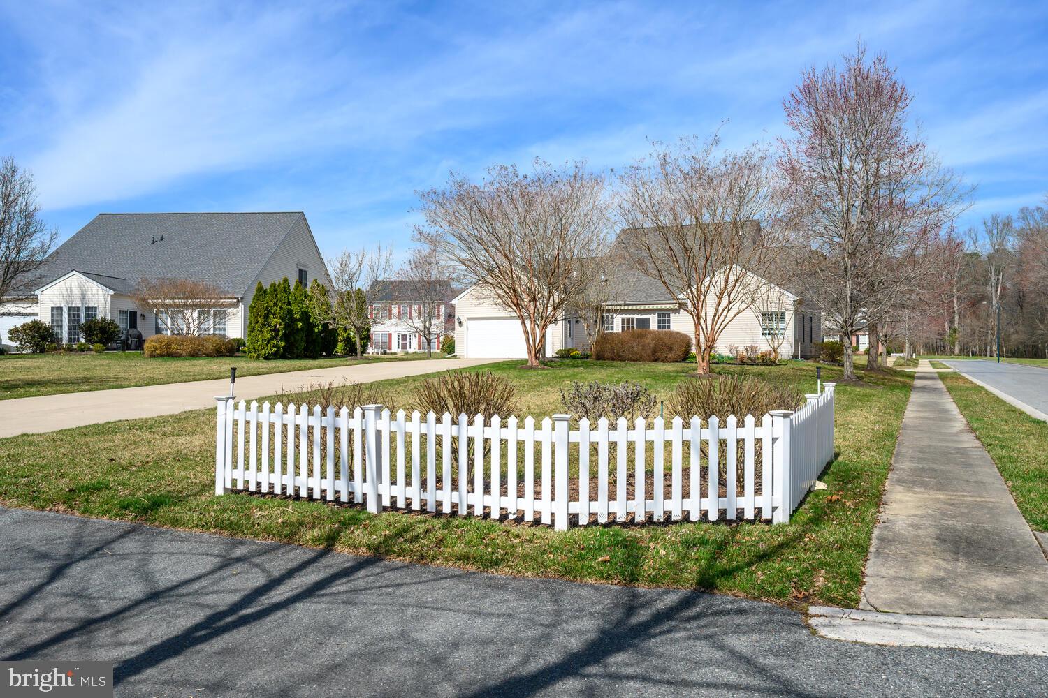 EASTON CLUB EAST - Residential