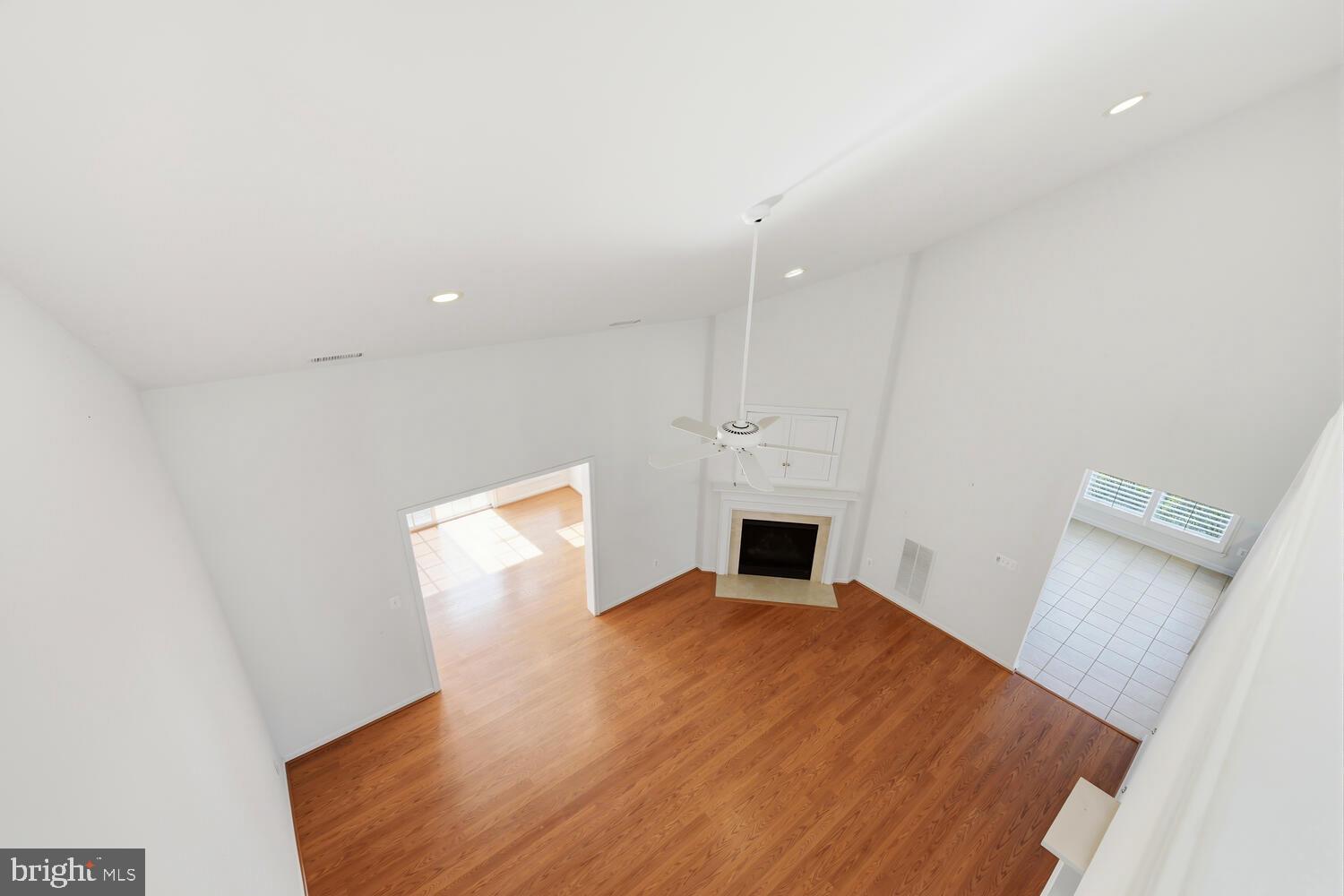 EASTON CLUB EAST - Residential