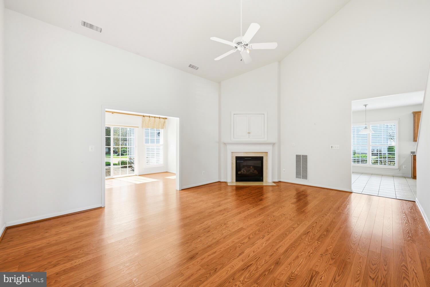 EASTON CLUB EAST - Residential