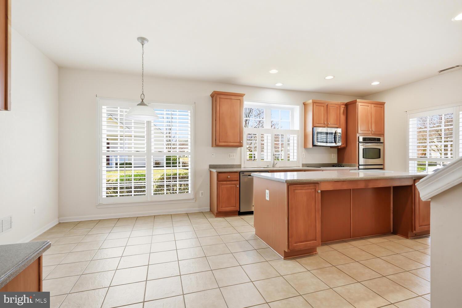 EASTON CLUB EAST - Residential