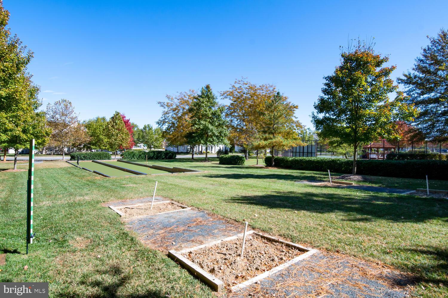 EASTON CLUB EAST - Residential